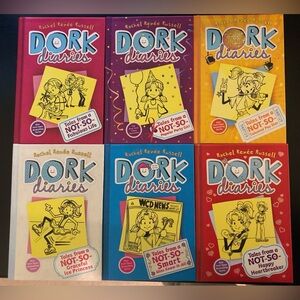 Dork Diaries Collection (Books #1-#6)